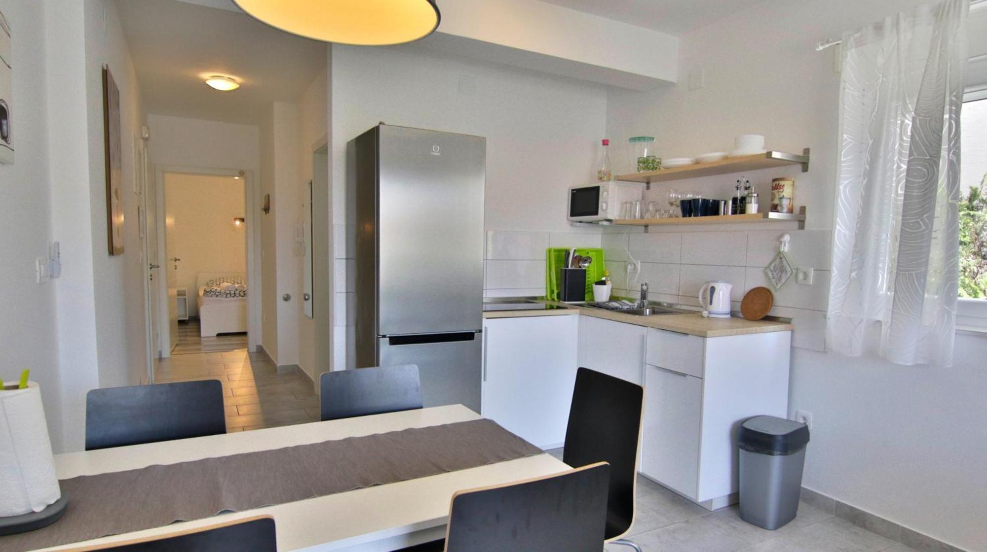Apartments Luna Novalja Luaran gambar