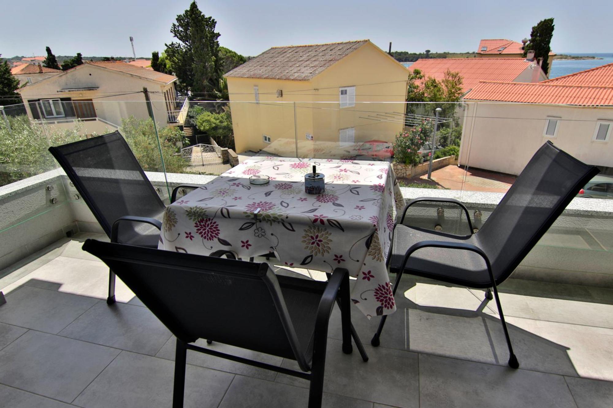 Apartments Luna Novalja Luaran gambar